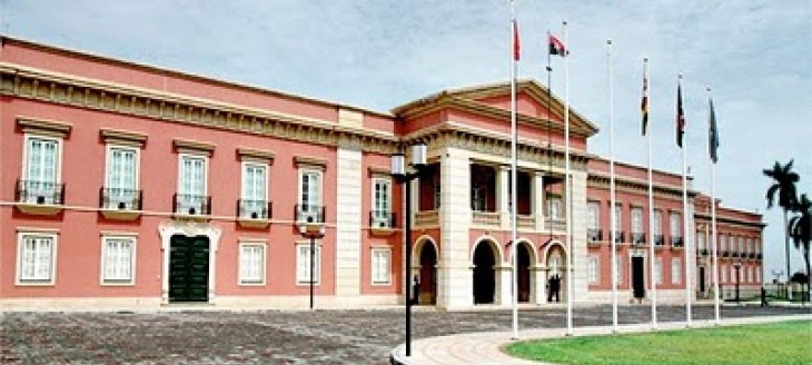 O estado de sítio do regime de Santos